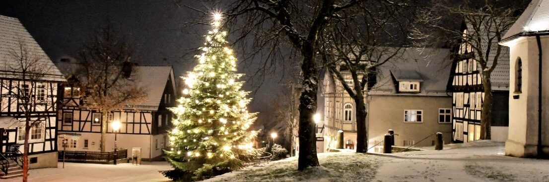 Advent Marktplatz Hallenberg